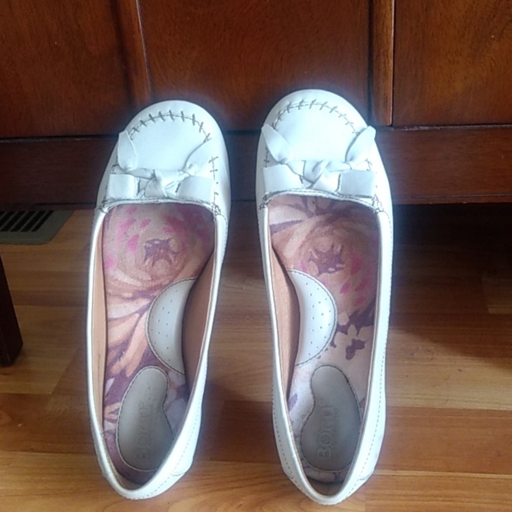 Ballet flats